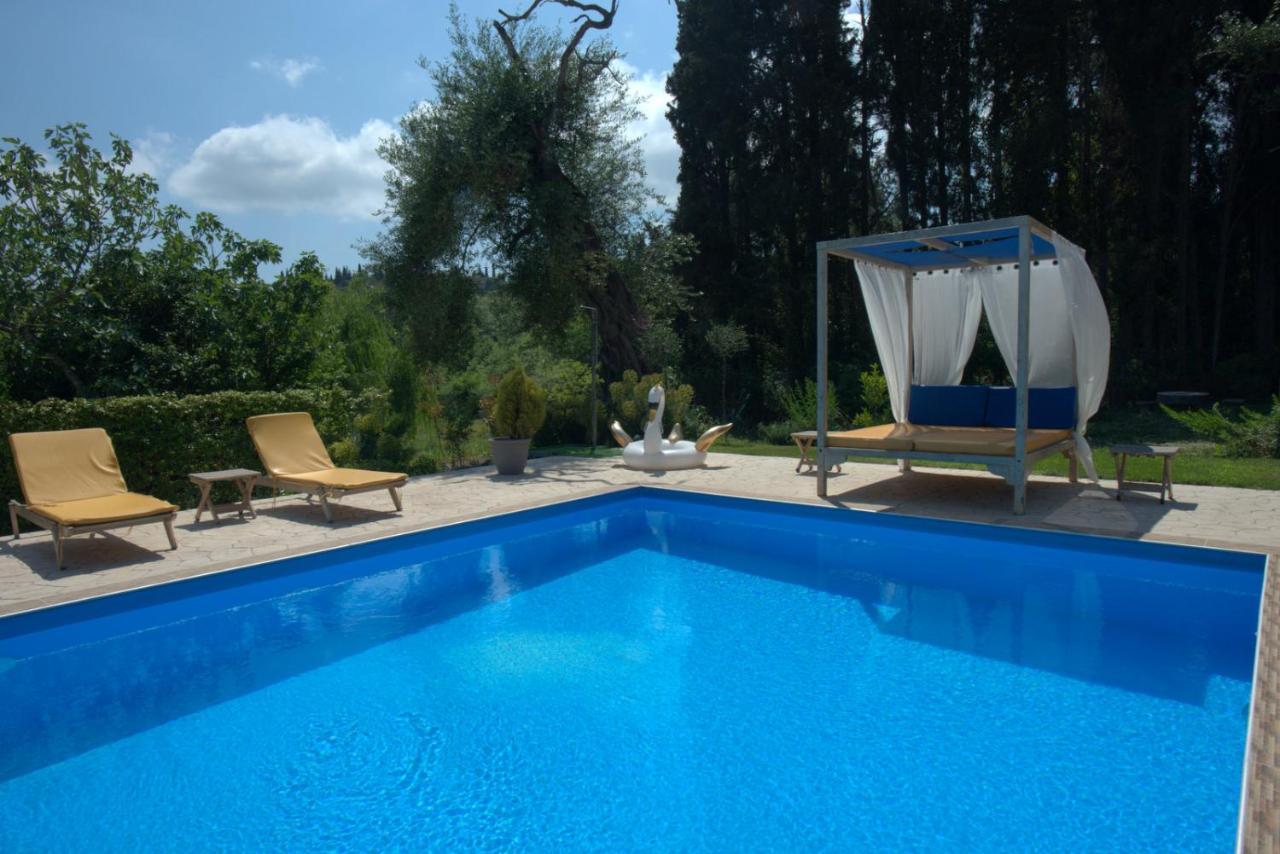 Ilias Appartement *